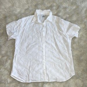 White collared Embroidered button blouse SZ XL.